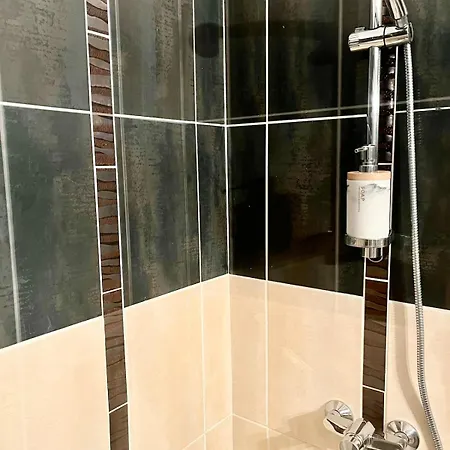 L'industriel - Lit King Size Apartment
